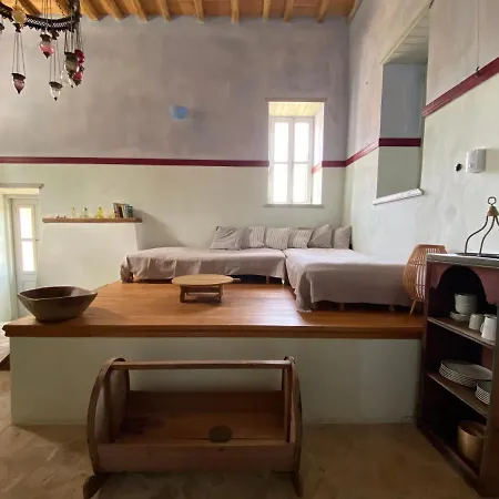 Casa de Férias Kasa Antika Meyísti